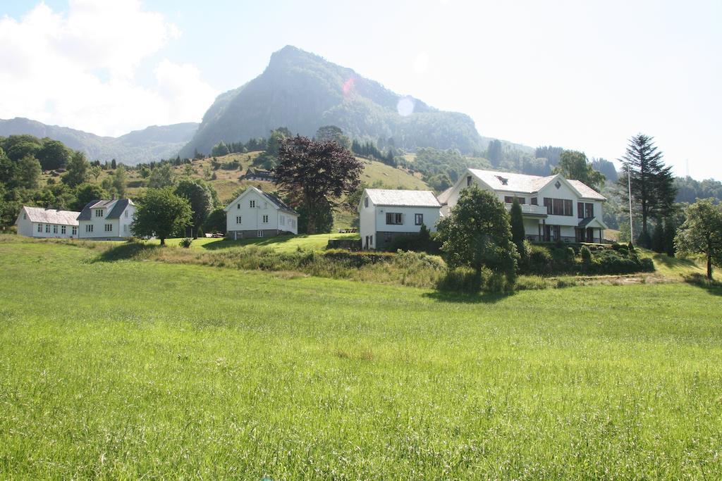 Hoiland Gard Gardshotellet Hjelmeland Exterior photo