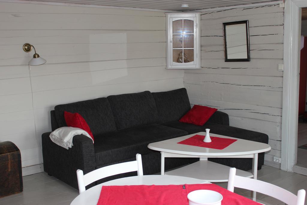 Hoiland Gard Gardshotellet Hjelmeland Room photo